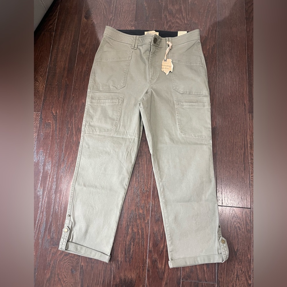 Democracy Women Cargo Ankle Pant” Ab”solution fit Army Green Size 16 NEW